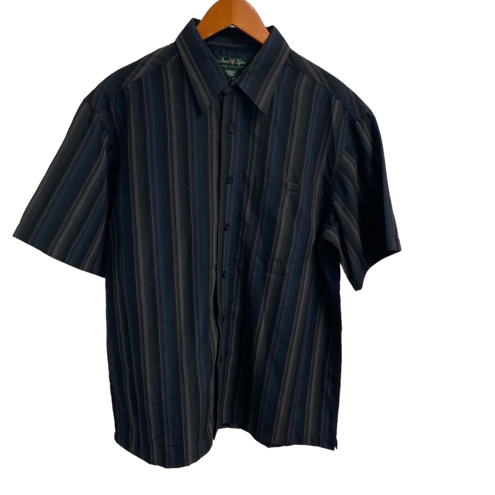 David Taylor luxury microfiber mens button down shirt size large.